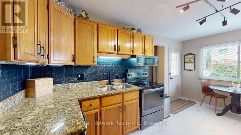 2255 DENURE DRIVE, Peterborough (Monaghan Ward 2), Ontario, K9K2G3