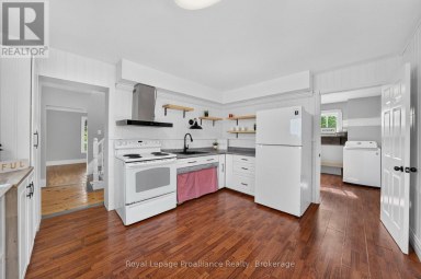 346 GORE ROAD Prince Edward County (Ameliasburg Ward) Ontario photo 12