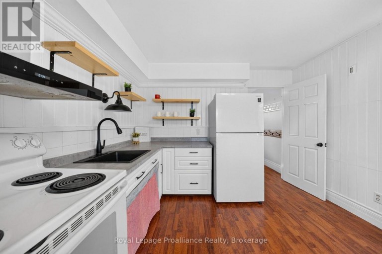 346 GORE ROAD, Prince Edward County (Ameliasburg Ward), Ontario, K0K1L0