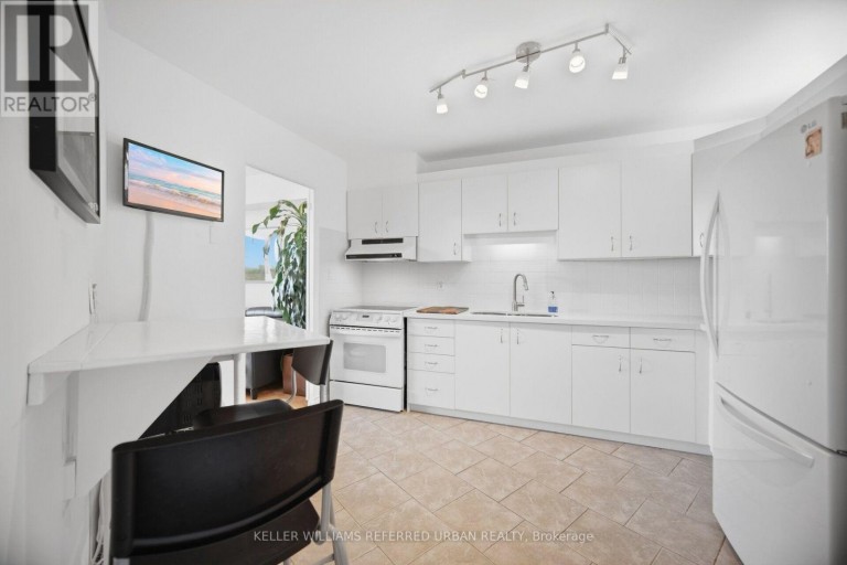 1416 - 60 PAVANE LINKWAY WAY, Toronto (Flemingdon Park), Ontario, M3C1A1