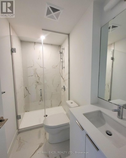 N323 - 7 GOLDEN LION HEIGHTS, Toronto (Newtonbrook East), Ontario, M2M4E7