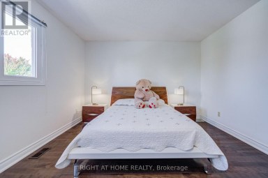 71 BAYHAMPTON CRESCENT Vaughan (Brownridge) Ontario photo 24