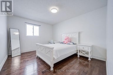 71 BAYHAMPTON CRESCENT Vaughan (Brownridge) Ontario photo 29