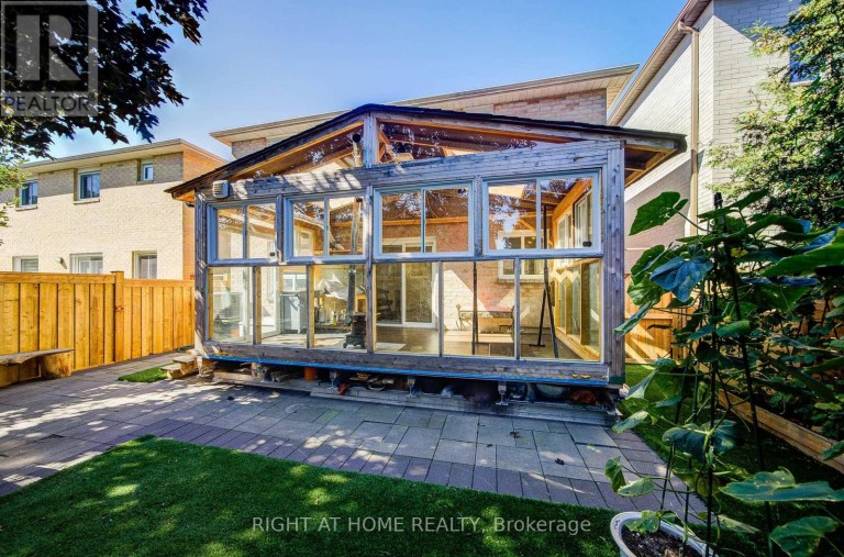 71 BAYHAMPTON CRESCENT, Vaughan (Brownridge), Ontario, L4J7H2