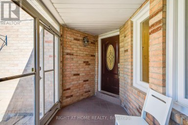 71 BAYHAMPTON CRESCENT Vaughan (Brownridge) Ontario photo 4