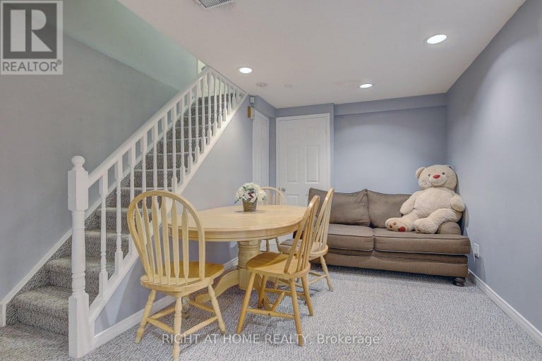 71 BAYHAMPTON CRESCENT, Vaughan (Brownridge), Ontario, L4J7H2