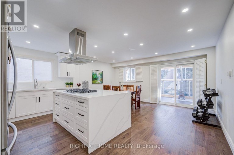 71 BAYHAMPTON CRESCENT, Vaughan (Brownridge), Ontario, L4J7H2