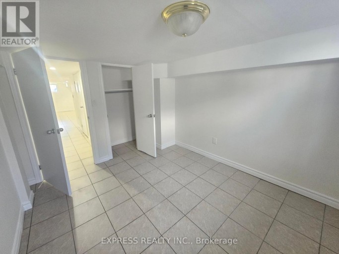 BSMT - 392 WHITMORE AVENUE N, Toronto (Briar Hill-Belgravia), Ontario, M6E2N4