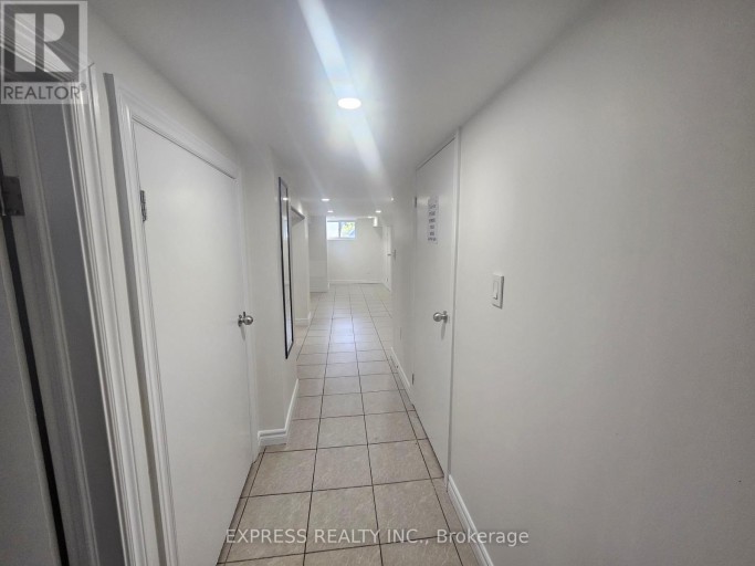 BSMT - 392 WHITMORE AVENUE N, Toronto (Briar Hill-Belgravia), Ontario, M6E2N4