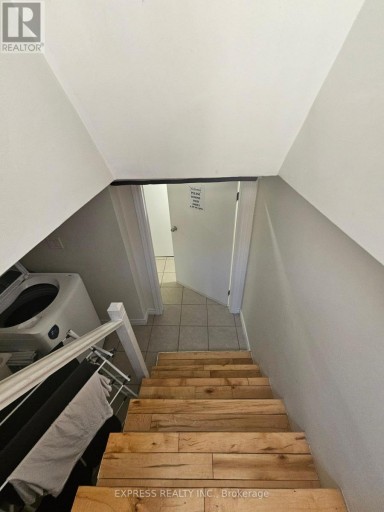 BSMT - 392 WHITMORE AVENUE N, Toronto (Briar Hill-Belgravia), Ontario, M6E2N4