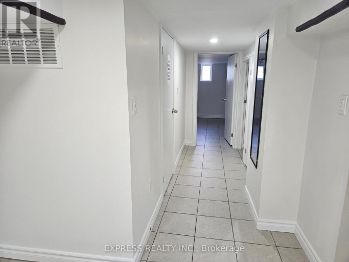 BSMT - 392 WHITMORE AVENUE N, Toronto (Briar Hill-Belgravia), Ontario, M6E2N4