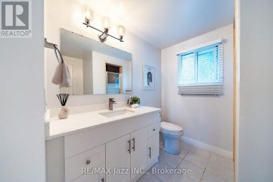 262 ATHABASCA STREET Oshawa (Donevan) Ontario photo 36