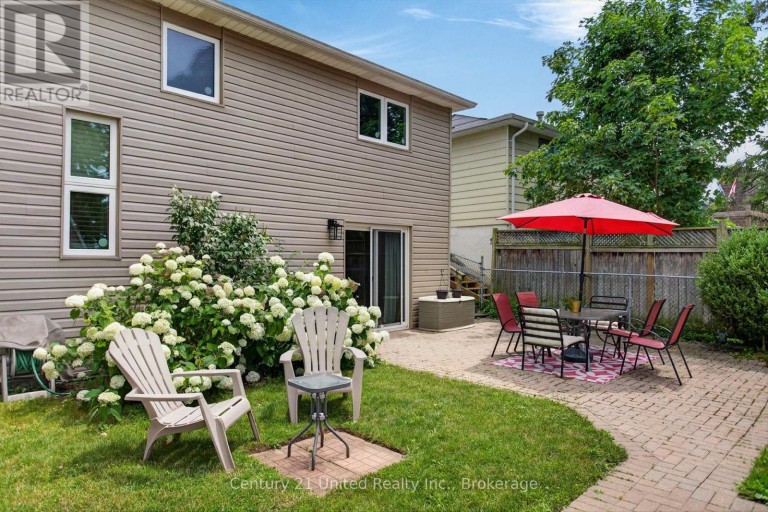 2121 MEADOWVIEW ROAD, Peterborough (Ashburnham Ward 4), Ontario, K9L1S5