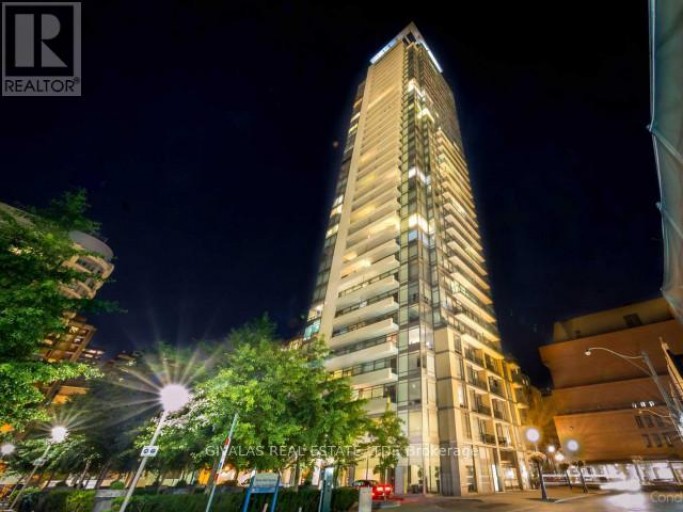 607 - 18 YORKVILLE AVENUE, Toronto (Annex), Ontario, M4W3Y8