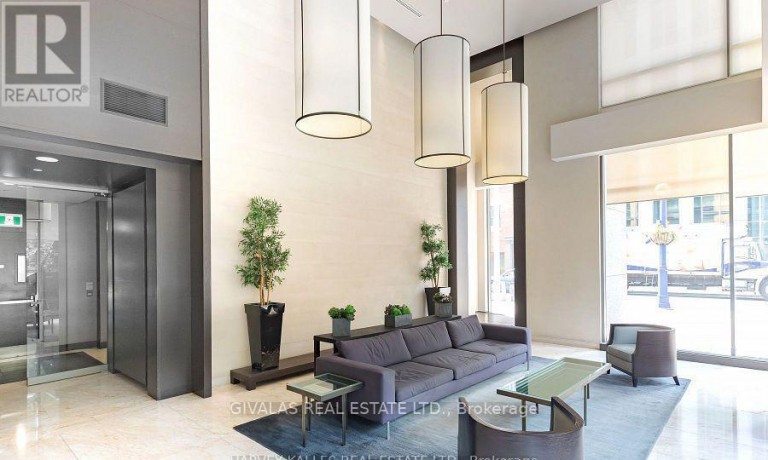 607 - 18 YORKVILLE AVENUE, Toronto (Annex), Ontario, M4W3Y8