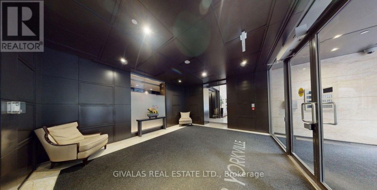 607 - 18 YORKVILLE AVENUE, Toronto (Annex), Ontario, M4W3Y8