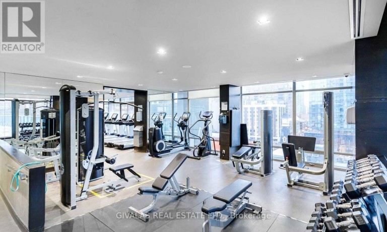 607 - 18 YORKVILLE AVENUE, Toronto (Annex), Ontario, M4W3Y8