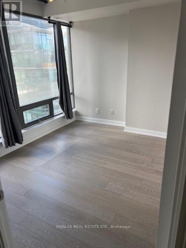 607 - 18 YORKVILLE AVENUE, Toronto (Annex), Ontario, M4W3Y8