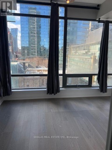 607 - 18 YORKVILLE AVENUE, Toronto (Annex), Ontario, M4W3Y8
