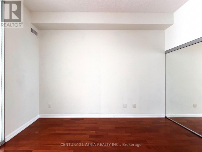 1820 - 111 ELIZABETH STREET, Toronto (Bay Street Corridor), Ontario, M5G1P7