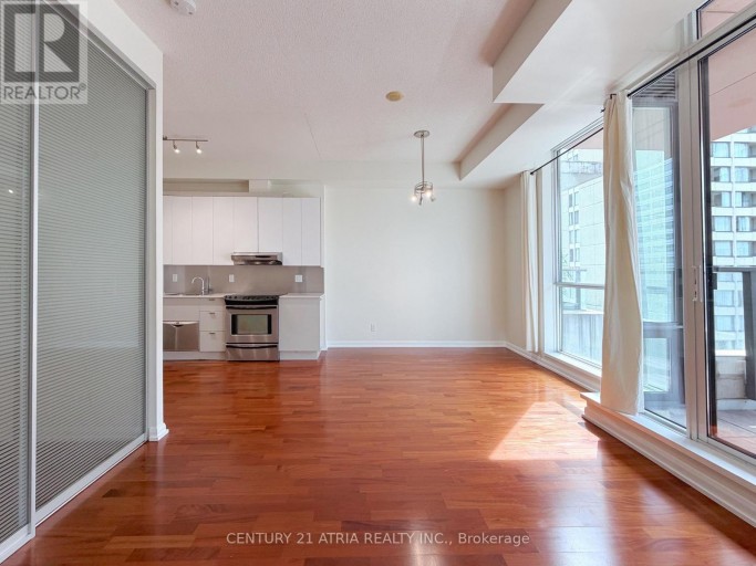 1820 - 111 ELIZABETH STREET, Toronto (Bay Street Corridor), Ontario, M5G1P7