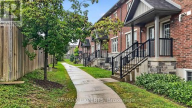 13 - 246 PENETANGUISHENE ROAD Barrie (Georgian Drive) Ontario photo 2