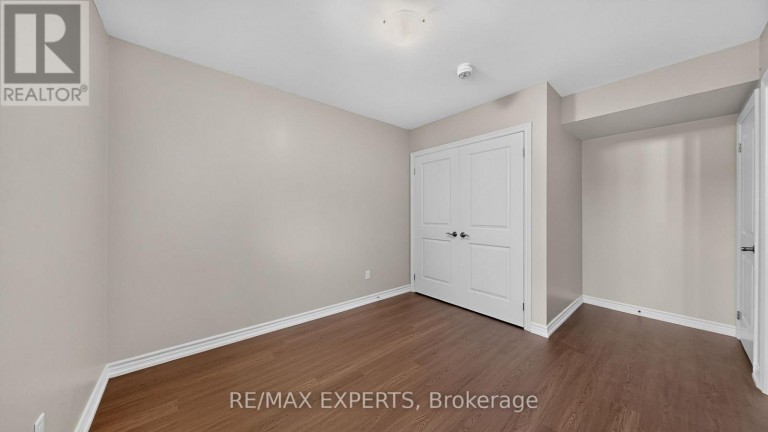 13 - 246 PENETANGUISHENE ROAD, Barrie (Georgian Drive), Ontario, L4M7C2