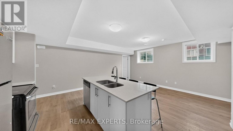 13 - 246 PENETANGUISHENE ROAD, Barrie (Georgian Drive), Ontario, L4M7C2