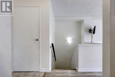201 - 1000 CEDARGLEN GATE Mississauga (Erindale) Ontario photo 16