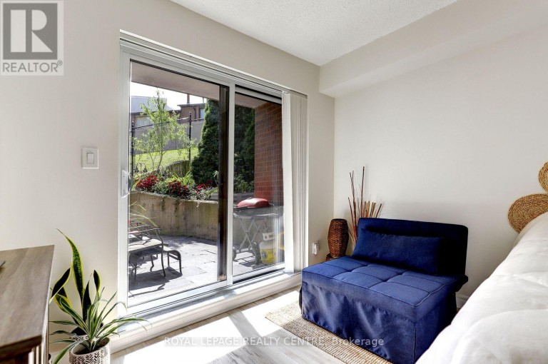 201 - 1000 CEDARGLEN GATE, Mississauga (Erindale), Ontario, L5C3Z5