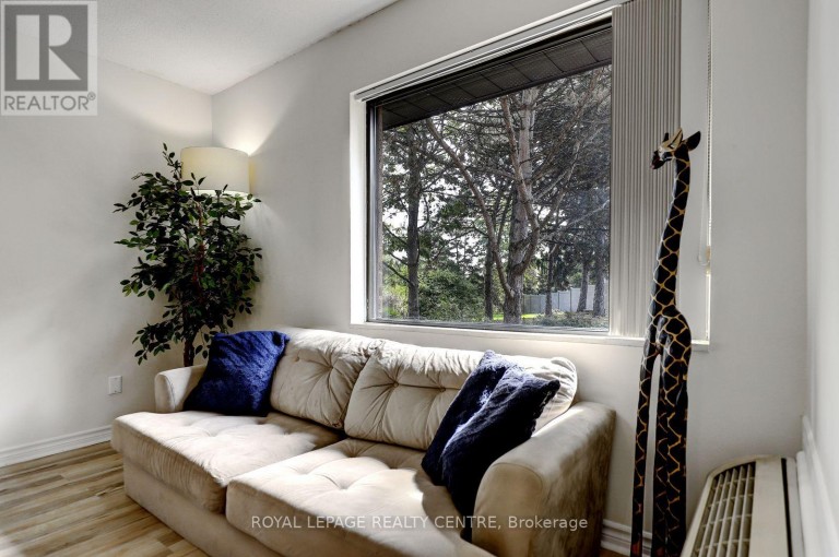 201 - 1000 CEDARGLEN GATE, Mississauga (Erindale), Ontario, L5C3Z5