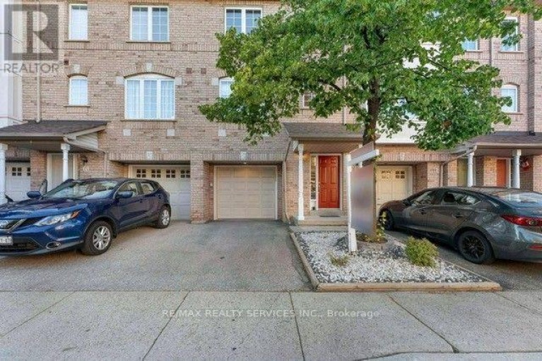 69 - 80 ACORN PLACE, Mississauga (Hurontario), Ontario, L4Z4E1