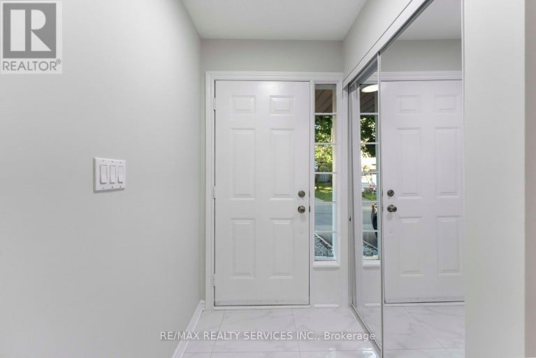 69 - 80 ACORN PLACE, Mississauga (Hurontario), Ontario, L4Z4E1