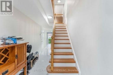 69 - 80 ACORN PLACE Mississauga (Hurontario) Ontario photo 5