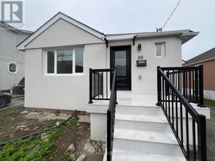 BSMT C - 88 MCALLISTER ROAD, Toronto (Clanton Park), Ontario, M3H2N3