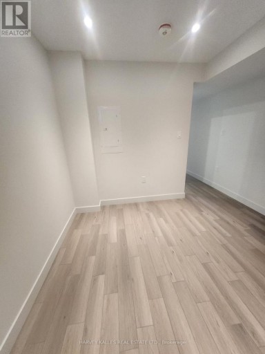 BSMT C - 88 MCALLISTER ROAD, Toronto (Clanton Park), Ontario, M3H2N3