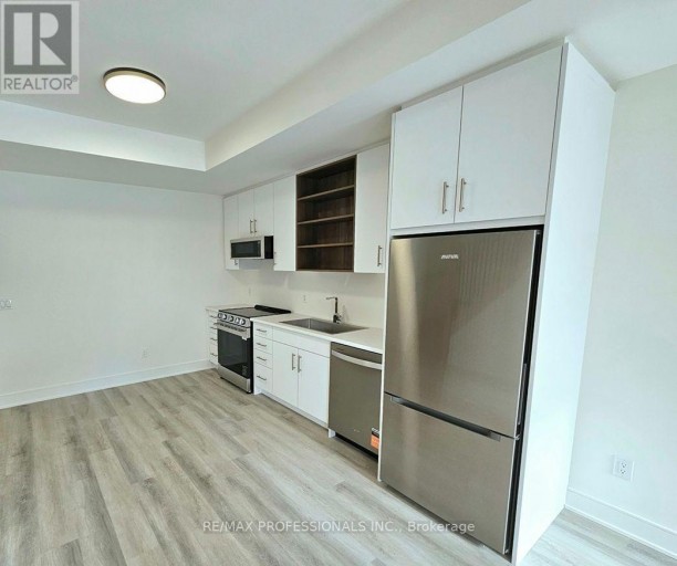230 ELLIS AVENUE, St. Catharines (Oakdale), Ontario, L2P0H2