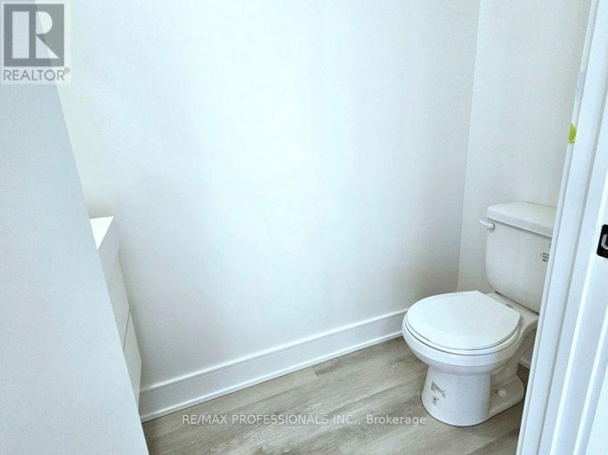 230 ELLIS AVENUE, St. Catharines (Oakdale), Ontario, L2P0H2