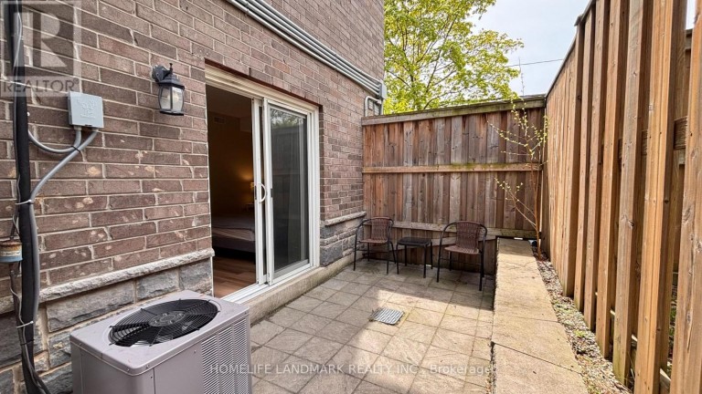 1 - 122 COURTLAND AVENUE E, Kitchener, Ontario, N2H1Y9