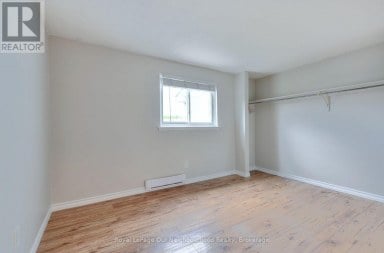 34 - 120 NONQUON ROAD Oshawa (Centennial) Ontario photo 10