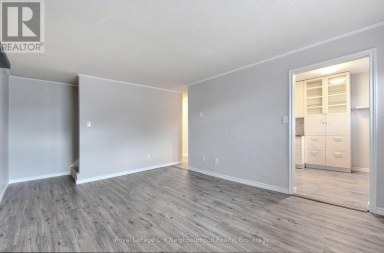 34 - 120 NONQUON ROAD Oshawa (Centennial) Ontario photo 8