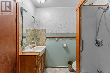 202 WEST STREET S Kawartha Lakes (Fenelon) Ontario photo 15