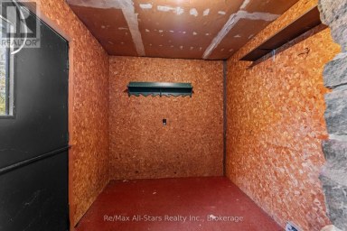 202 WEST STREET S Kawartha Lakes (Fenelon) Ontario photo 9