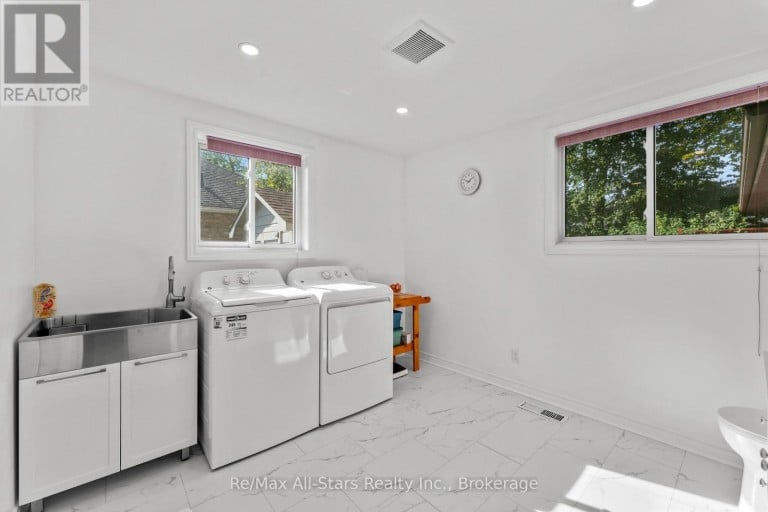 7 LANCE STREET, Kawartha Lakes (Bobcaygeon), Ontario, K0M1A0