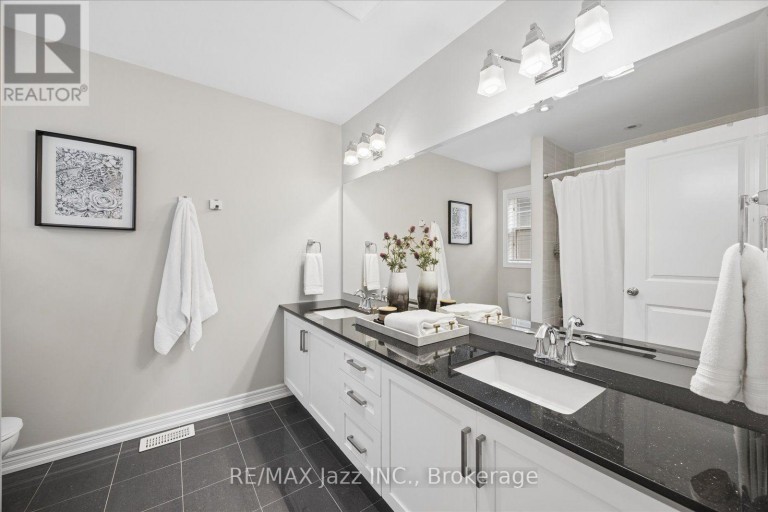 11 BIGWOOD CRESCENT, Port Hope, Ontario, L1A0C8