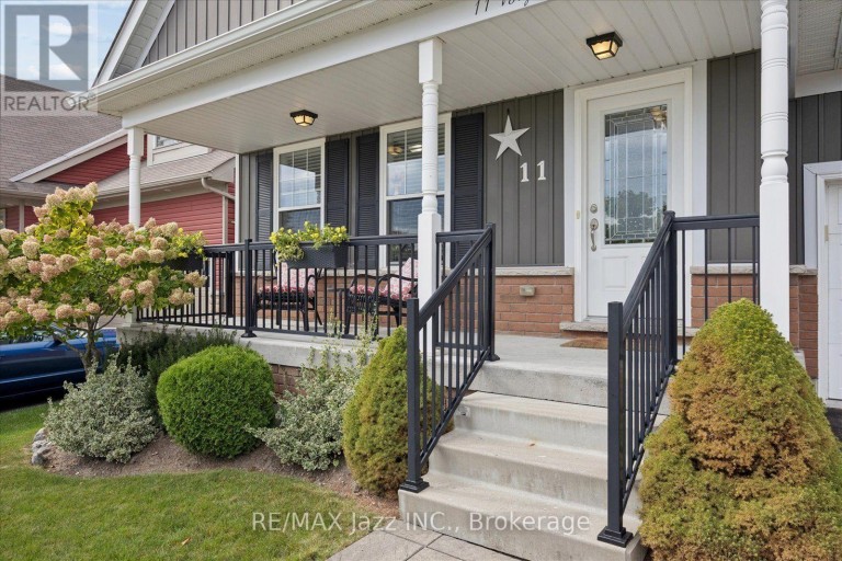 11 BIGWOOD CRESCENT, Port Hope, Ontario, L1A0C8