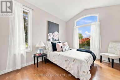 31 ESSEX DRIVE Belleville (Thurlow Ward) Ontario photo 26