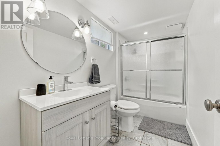 12 ORCHARD CRESCENT, Brighton, Ontario, K0K1H0