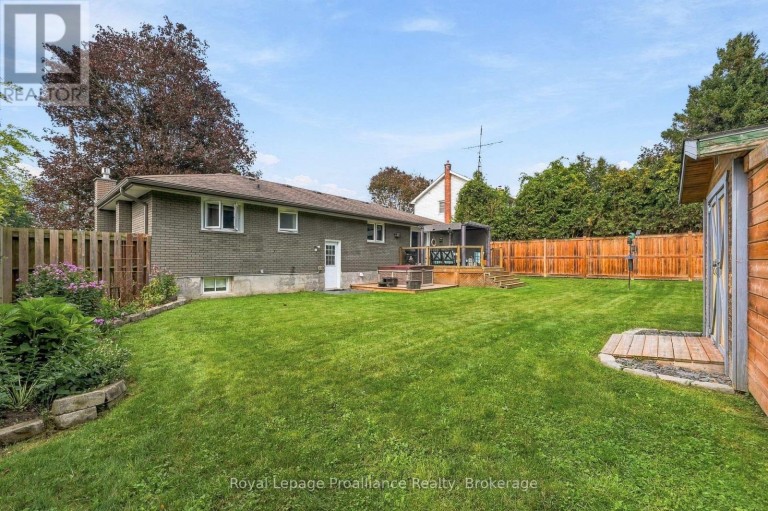 12 ORCHARD CRESCENT, Brighton, Ontario, K0K1H0