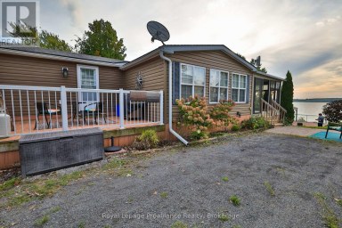 486 CTY RD 18- 50 CHERRY BEACH LANE Prince Edward County (Athol Ward) Ontario photo 2